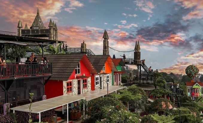 destinasi liburan tahun baru di kuningan